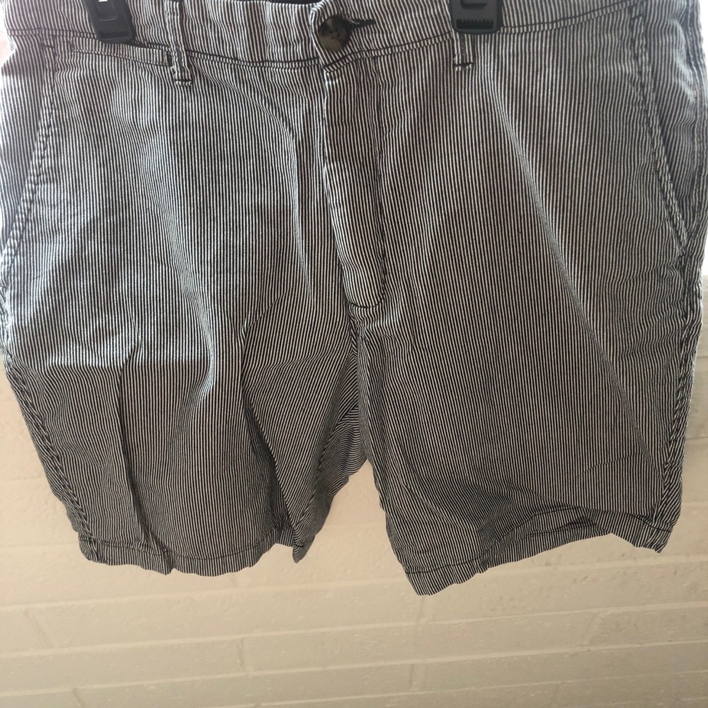 Goodfellow Shorts - Picture 5 of 6